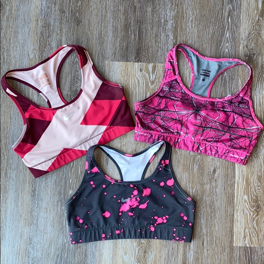 Lot 3 medium Nike sports bras
